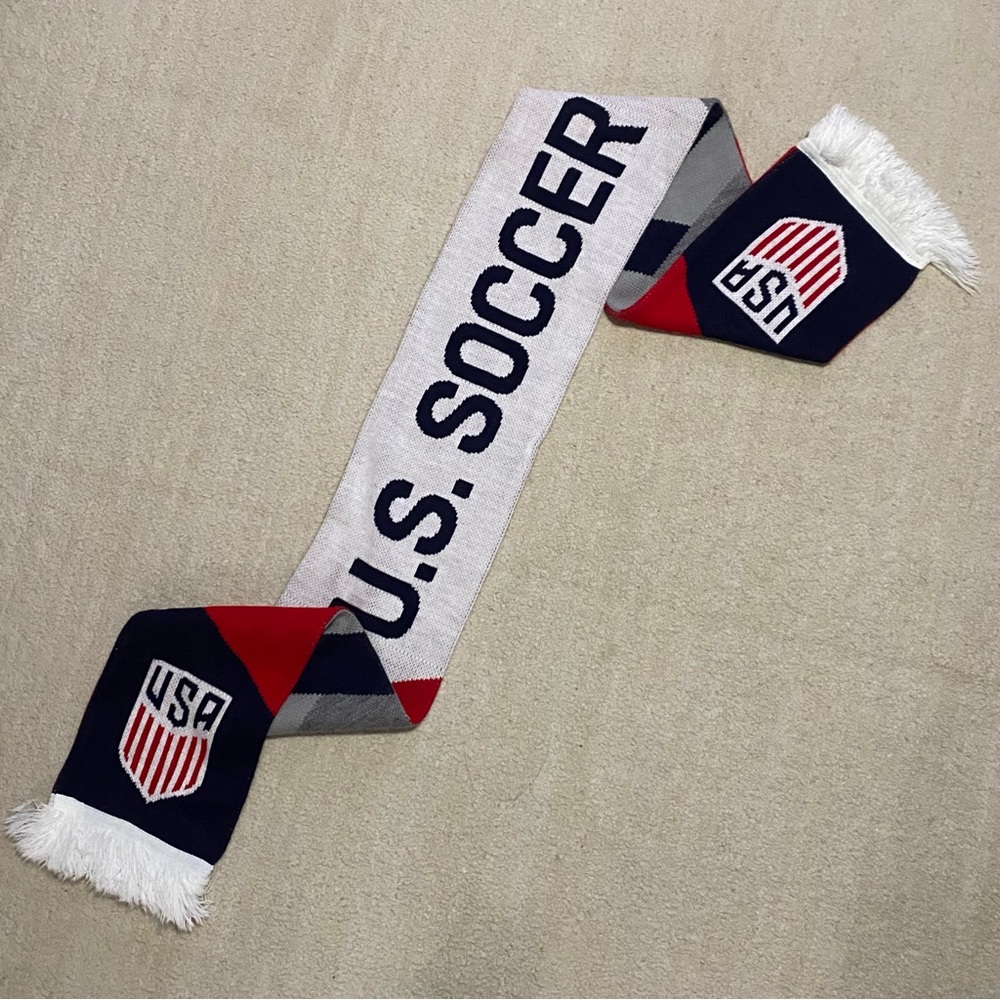 2022 U.S. Soccer Scarf with USA Logo